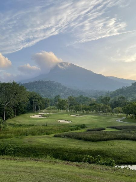 Chatrium Golf Resort Soi Dao Chanthaburi golf twilight and golf course