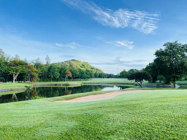 Bangpra Golf Club and Resort golf grass and golf course