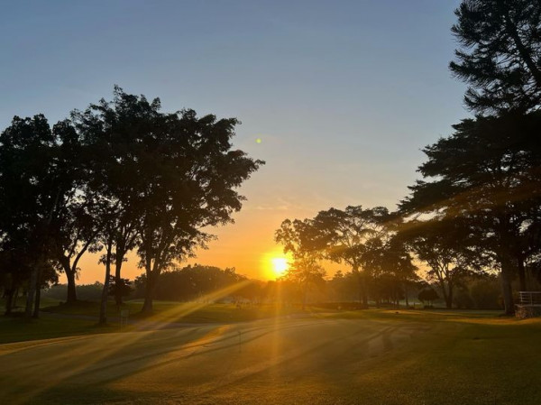 Greenwood Golf Club nbsp horizon tree and twilight