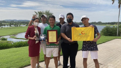 Today Mr. Teruyasu Ninagawa made a Hole-in-one at Amata Spring Country Club on #8 with a iron!!!