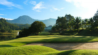 Winter is here…enjoy a round of golf in one of the most spectacular environment golf courses in Thailand.