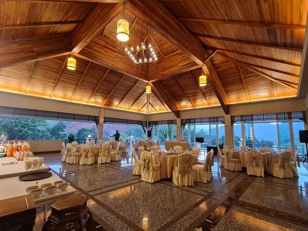 Katathong Golf Resort amp Spa 1 person table and lighting