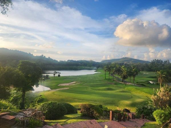 Blue Canyon Country Club twilight and golf course