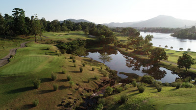 With every step, we’re reminded that golf is not just a game, but a journey through some of the most stunning landscapes.