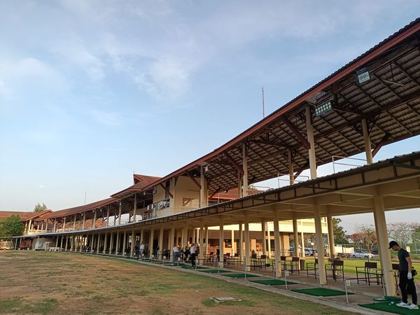 Bangpakong Riverside Country Club 6 people