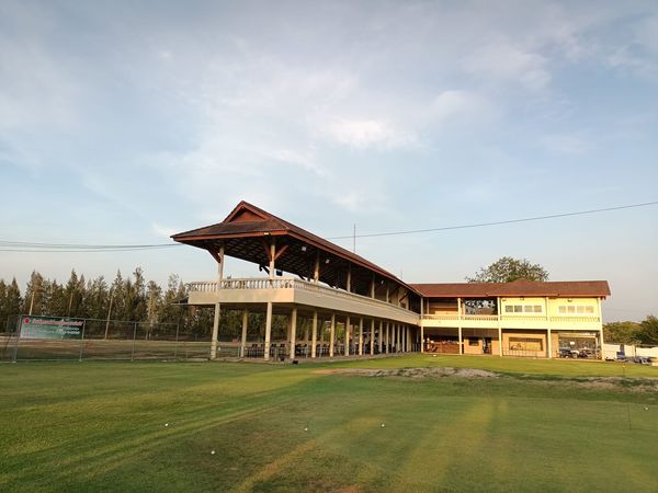 Bangpakong Riverside Country Club golf and golf course