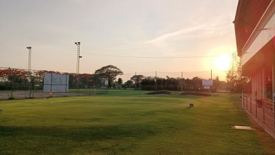 สนามไดร์ฟกอล์ฟ BRC driving range เปิดให้บริการทุกวัน  วันจันทร์-ศุกร์ เปิดตั้งแต่เวลา 10:00น.-ปิด 21:00น. วันเสาร์ - อาทิตย์ นักขัตฤกษ์ เปิด  06:00น.-ปิด 21:00น. ลูกกอล์ฟถาดละ50บาท พิเศษคูปองเล่มละ500บาทใช้ได้12ใบ  และคูปองเล่มละ1,000บาท ใช้ได้25ใบ